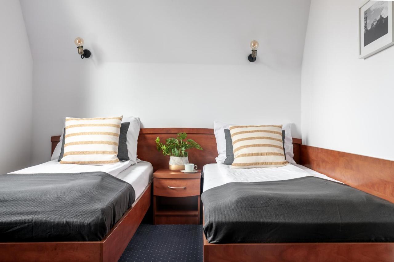 Oberza Pod Roza Restauracja, Sauny, Jacuzzi Bed & Breakfast Нови Тарг Екстериор снимка