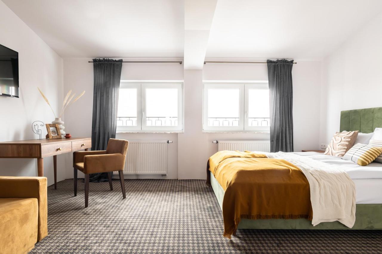 Oberza Pod Roza Restauracja, Sauny, Jacuzzi Bed & Breakfast Нови Тарг Екстериор снимка