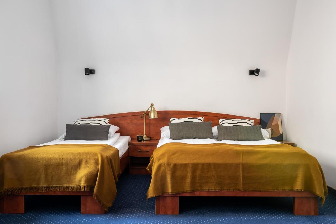 Oberza Pod Roza Restauracja, Sauny, Jacuzzi Bed & Breakfast Нови Тарг Екстериор снимка