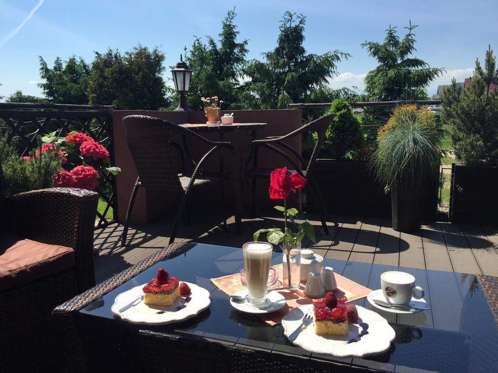 Oberza Pod Roza Restauracja, Sauny, Jacuzzi Bed & Breakfast Нови Тарг Екстериор снимка